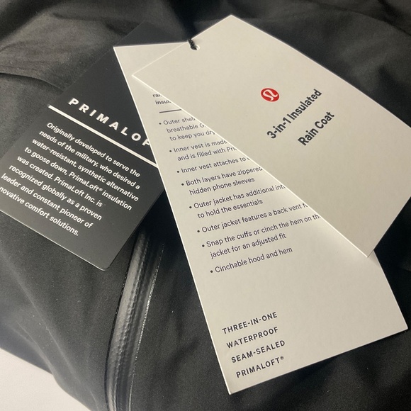 LULULEMON 3 - 1 INSULATED RAIN COAT NWT $498.00 RETAIL BLACK SZ 12 VERY OVERSIZE - Picture 13 of 14